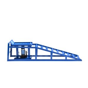 Geko Nájazdová rampa s hydraulickým zdvihákom 2T G02048