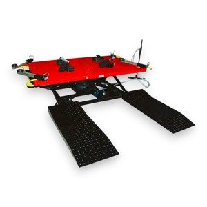 AT – 2HHD is a recessed platform lift with a 3.5-ton capacity